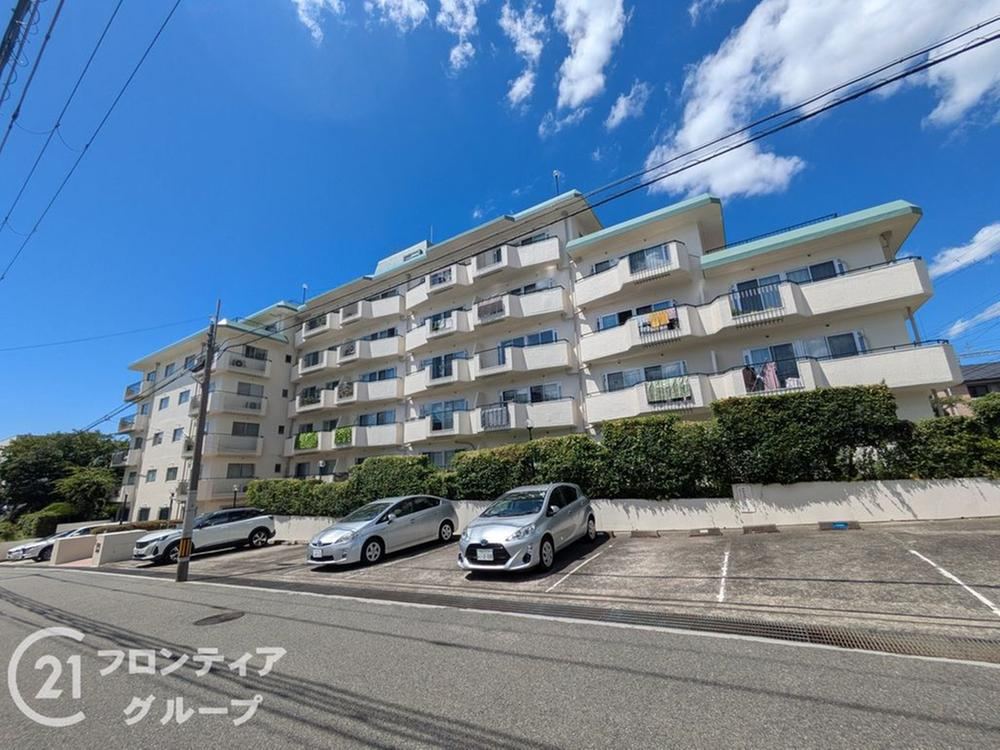 2LDK apartment in Higashinada Ward, Kobe, Hyogo - Photo 1