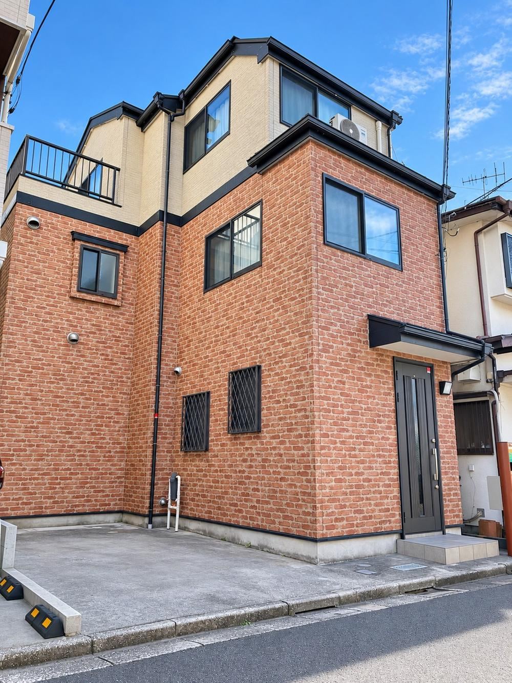 3LDK+S house in Nerima Ward, Tokyo - Photo 1