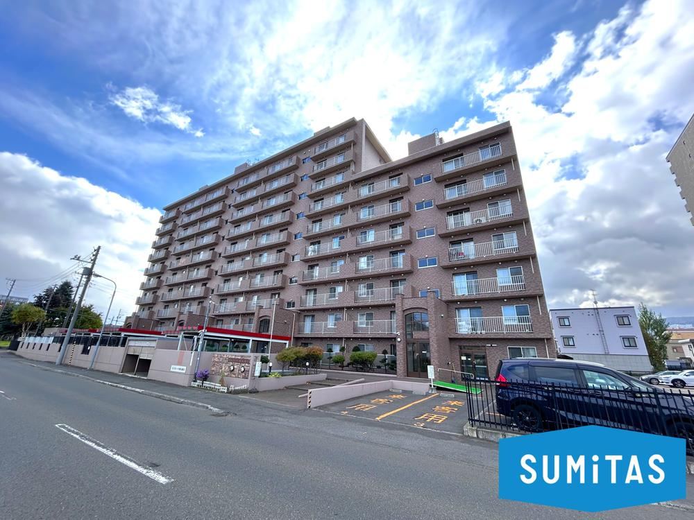 3LDK apartment in Nishi Ward, Sapporo, Hokkaido - Photo 1