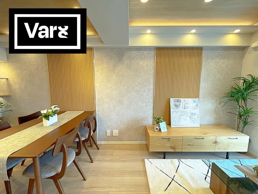 2LDK apartment in Shinjuku Ward, Tokyo - Photo 1