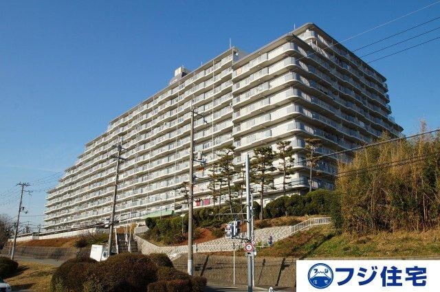 2LDK apartment in Naka Ward, Sakai, Osaka - Photo 1