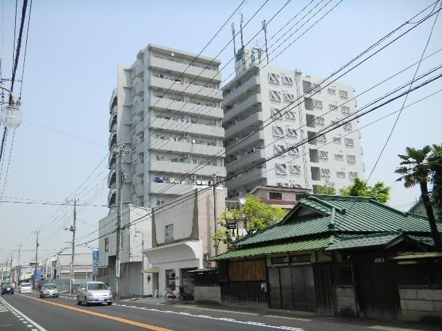 2LDK apartment in Oyama, Tochigi - Photo 1