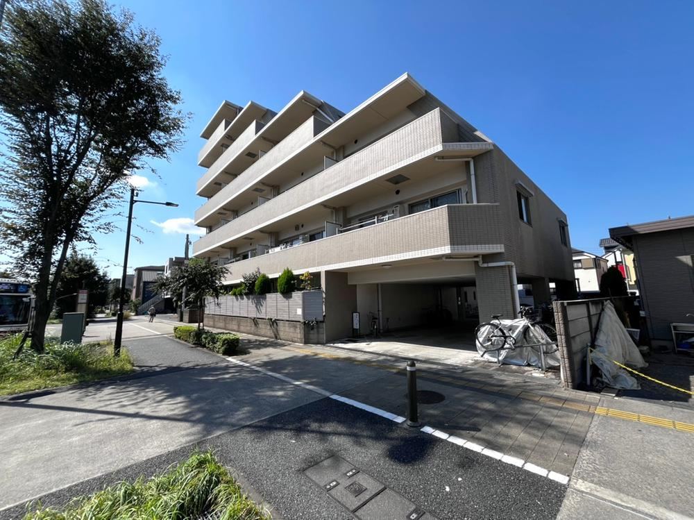 1LDK apartment in Mitaka, Tokyo - Photo 1