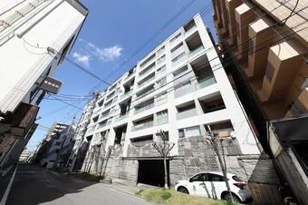2LDK apartment in Yodogawa Ward