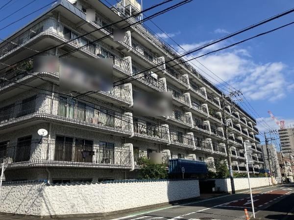 3LDK apartment in Shinagawa Ward, Tokyo - Photo 1