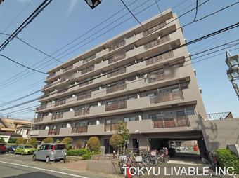 3LDK apartment in Saiwai Ward, Kawasaki