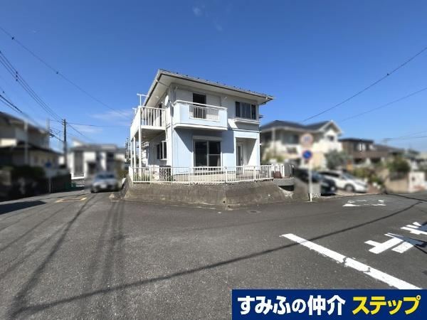 4LDK house in Yokosuka, Kanagawa - Photo 1