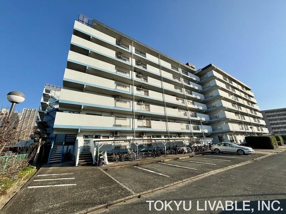 2LDK apartment in Higashi Ward, Fukuoka - Photo 1