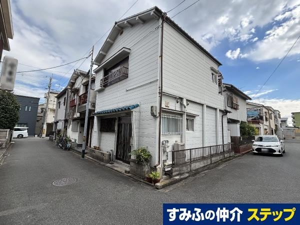 3LDK house in Higashiosaka, Osaka - Photo 1