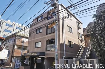 2LDK apartment in Tachikawa