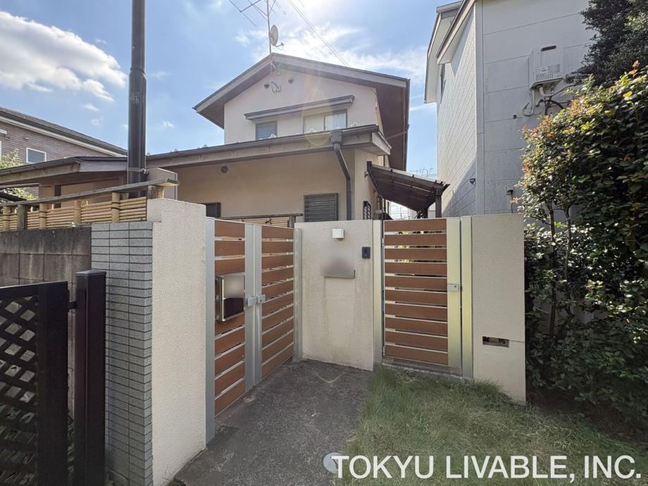 3LDK house in Suginami Ward, Tokyo - Photo 1