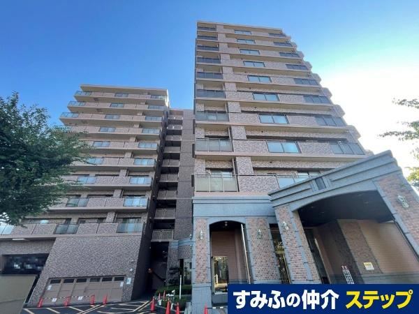 4LDK apartment in Otsu, Shiga - Photo 1