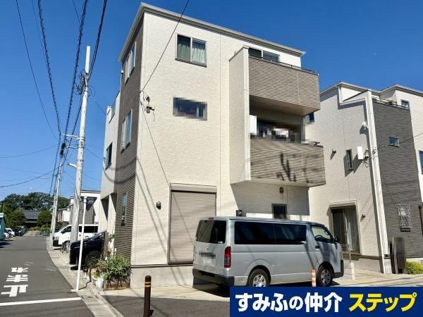4LDK house in Adachi Ward, Tokyo - Photo 1
