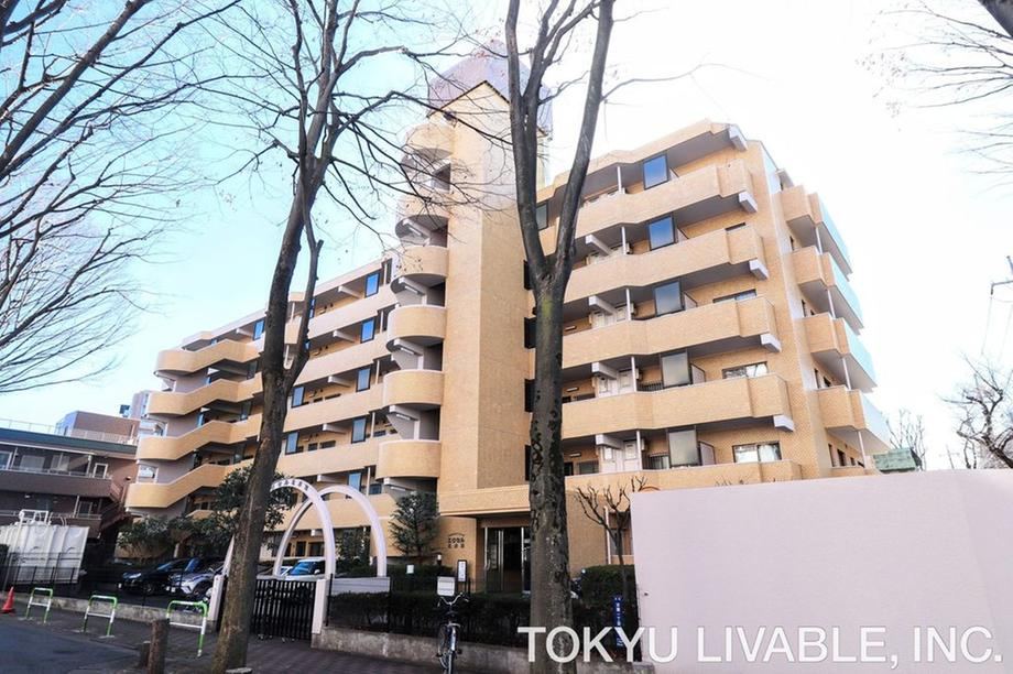 2LDK apartment in Kita Ward, Tokyo - Photo 1