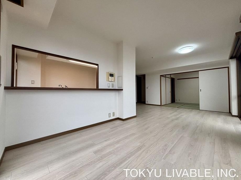 3LDK apartment in Hyogo Ward, Kobe, Hyogo - Photo 1