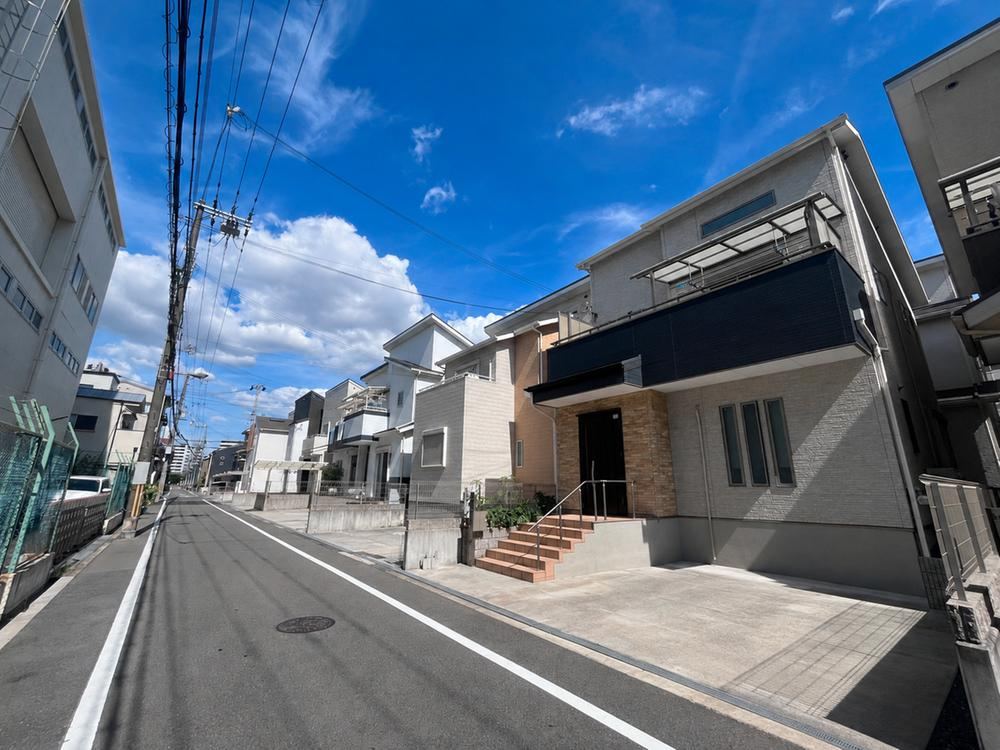 2LDK house in Konohana Ward, Osaka - Photo 1