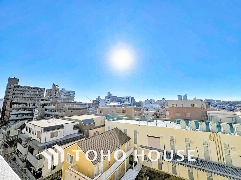 2LDK apartment in Fuchu, Tokyo - Photo 1