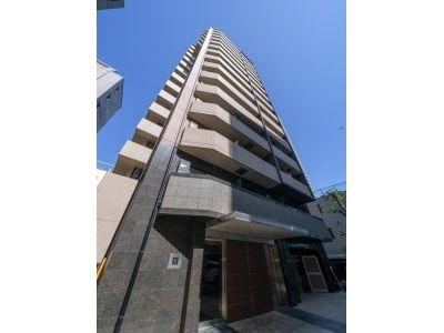 2LDK apartment in Minato Ward, Tokyo - Photo 1