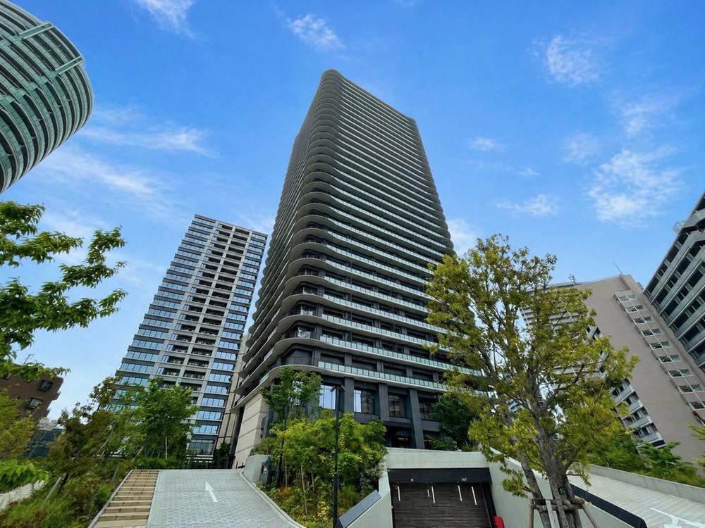 2LDK apartment in Shinagawa Ward, Tokyo - Photo 1