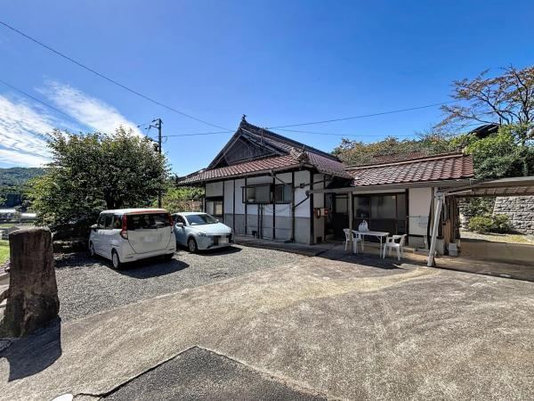 6LDK house in Higashihiroshima, Hiroshima - Photo 1