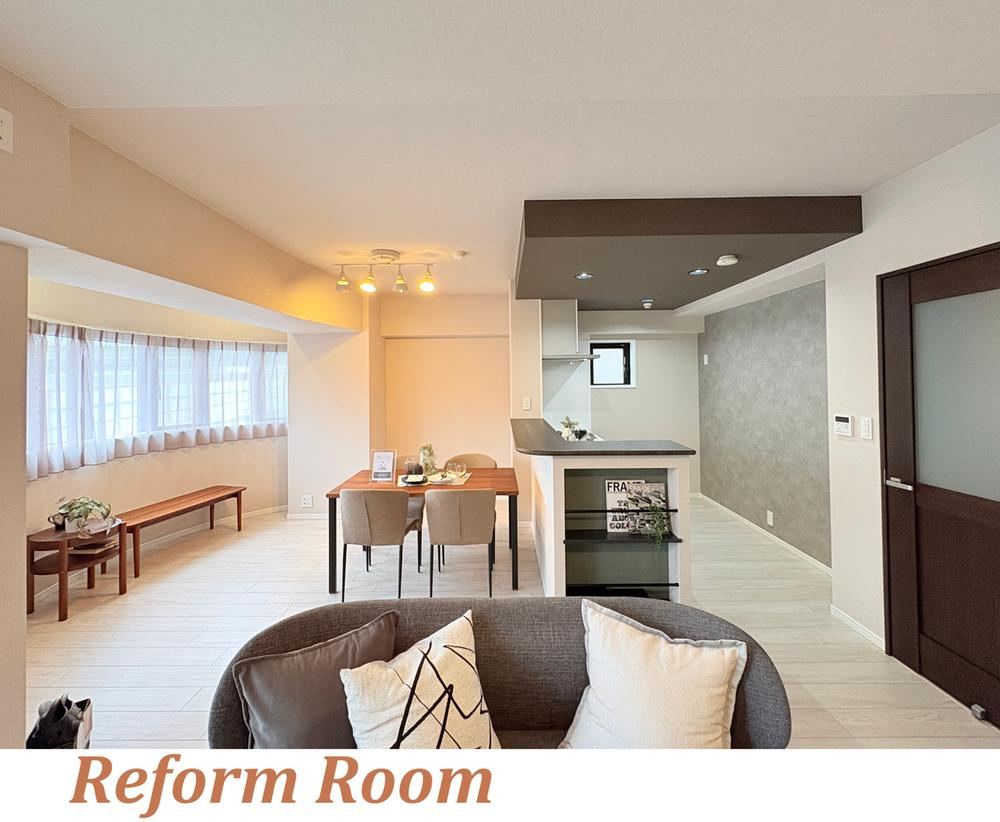 2LDK apartment in Nishi Ward, Osaka - Photo 1