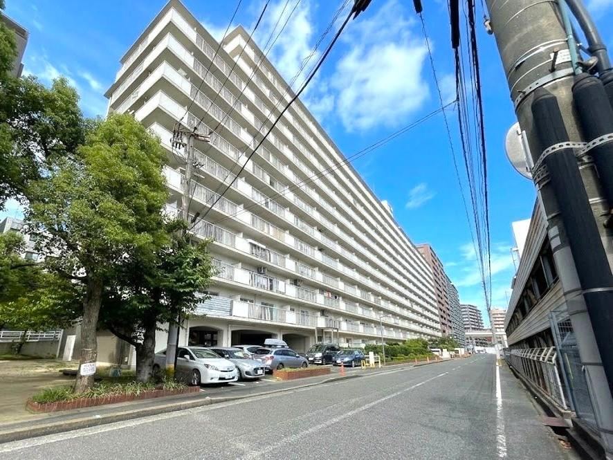 3LDK apartment in Kokurakita Ward, Kitakyushu, Fukuoka - Photo 1