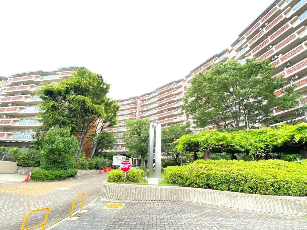 3LDK apartment in Toyonaka, Osaka - Photo 1