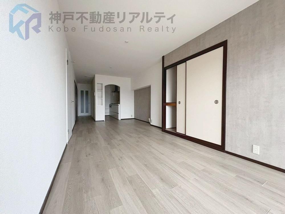 3LDK apartment in Nishinomiya, Hyogo - Photo 1
