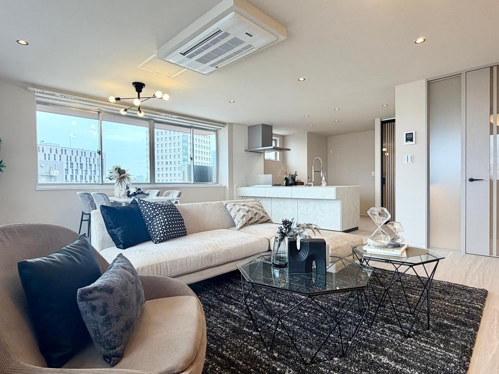 3LDK+2S apartment in Bunkyo Ward, Tokyo - Photo 1