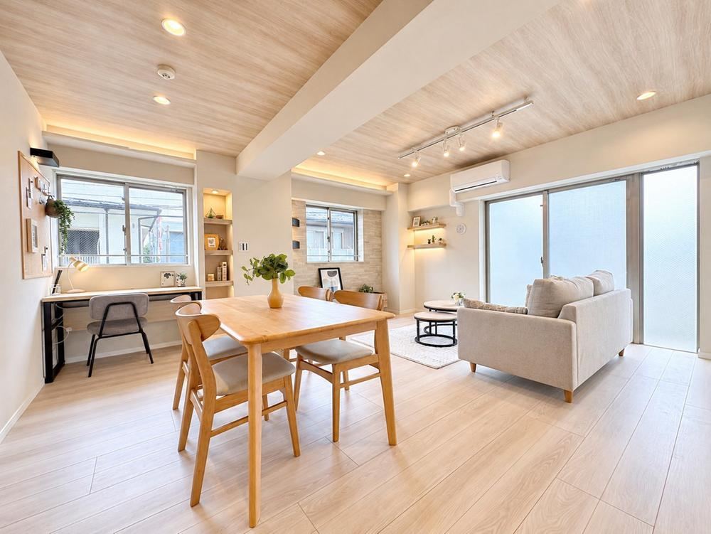2LDK apartment in Nerima Ward, Tokyo - Photo 1