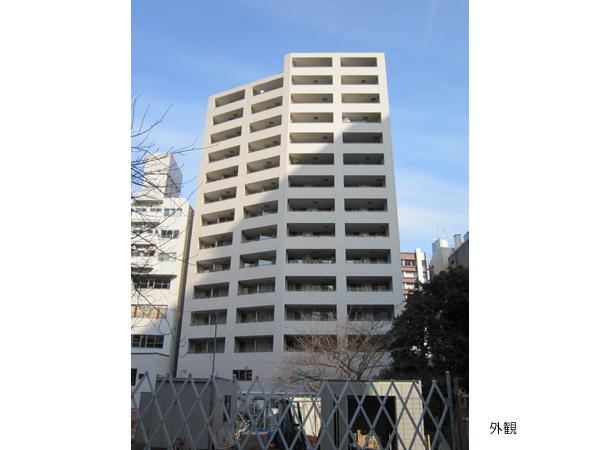 2LDK apartment in Shibuya Ward, Tokyo - Photo 1