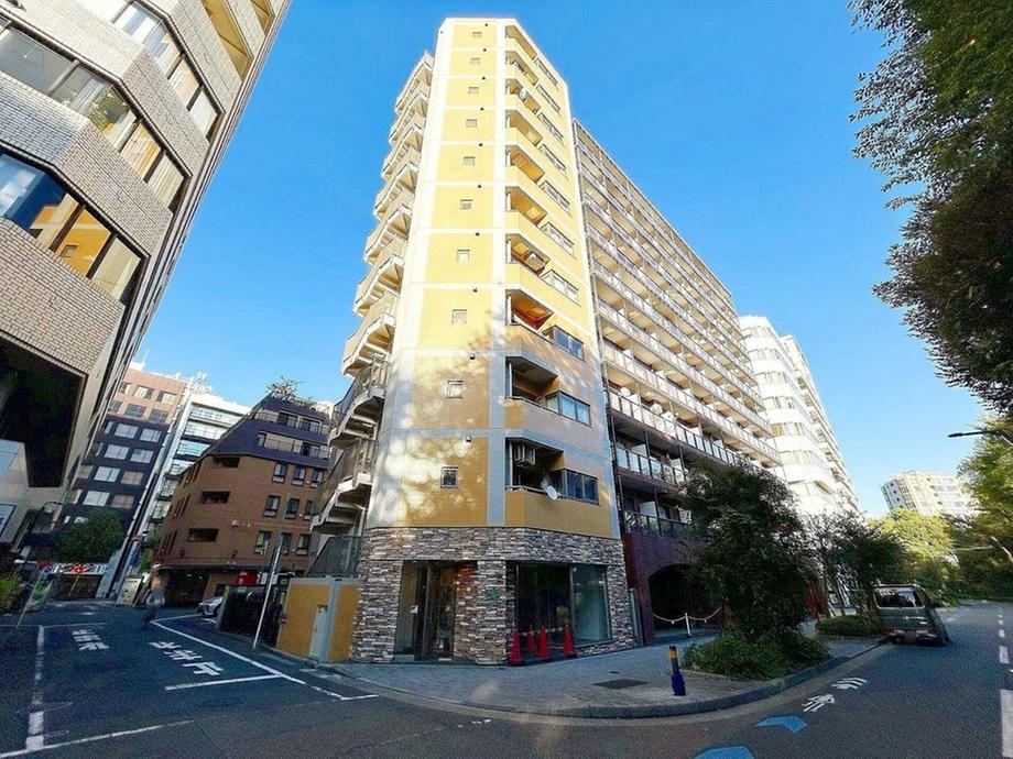 1K apartment in Shinjuku Ward, Tokyo - Photo 1