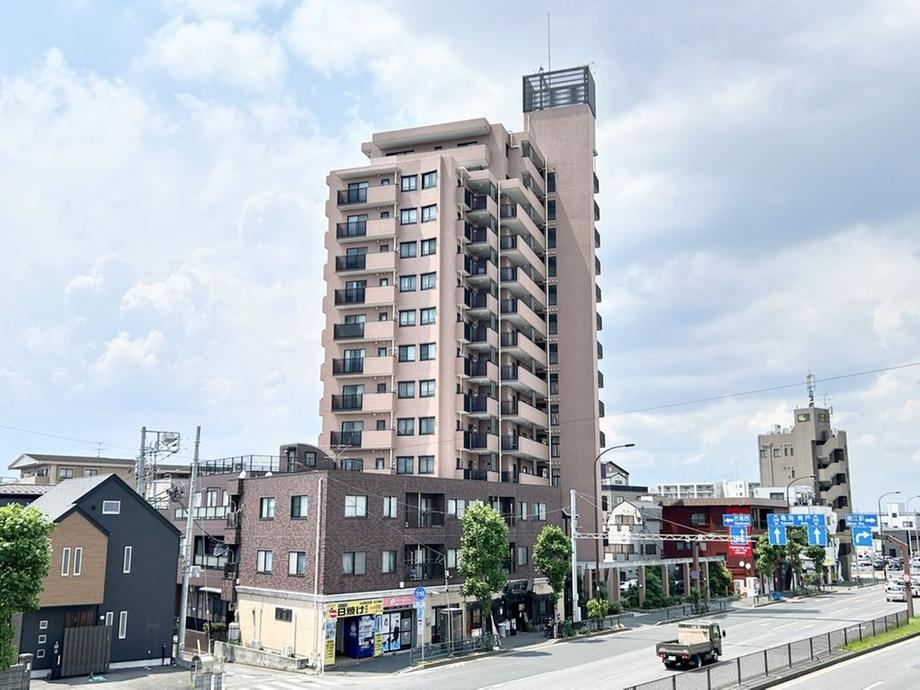 3LDK apartment in Edogawa Ward, Tokyo - Photo 1