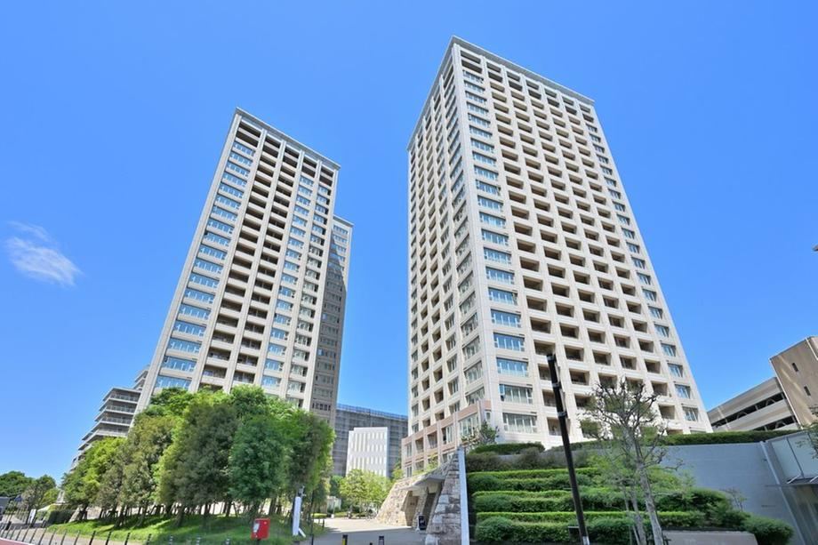 2LDK apartment in Kashiwa, Chiba - Photo 1