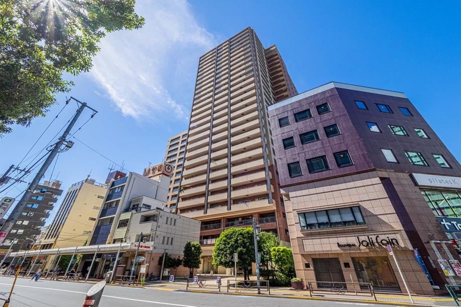 2LDK apartment in Bunkyo Ward, Tokyo - Photo 1