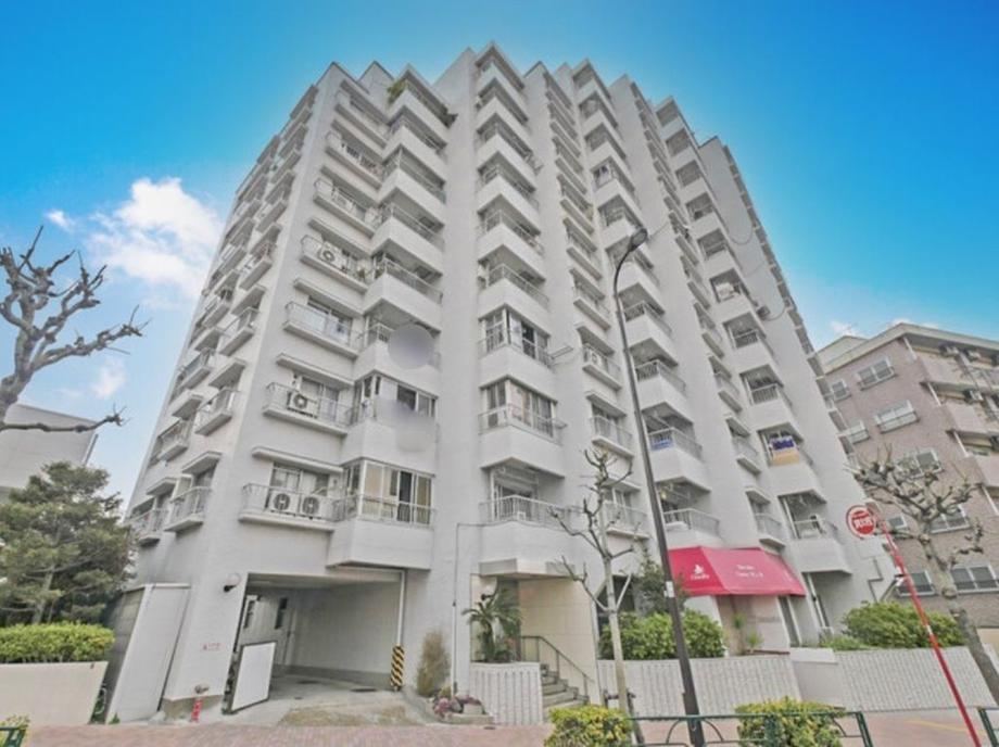 2LDK apartment in Ota Ward, Tokyo - Photo 1