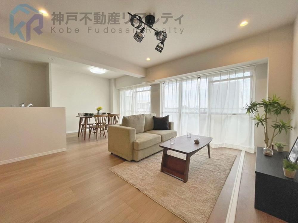3LDK apartment in Nishinomiya, Hyogo - Photo 1