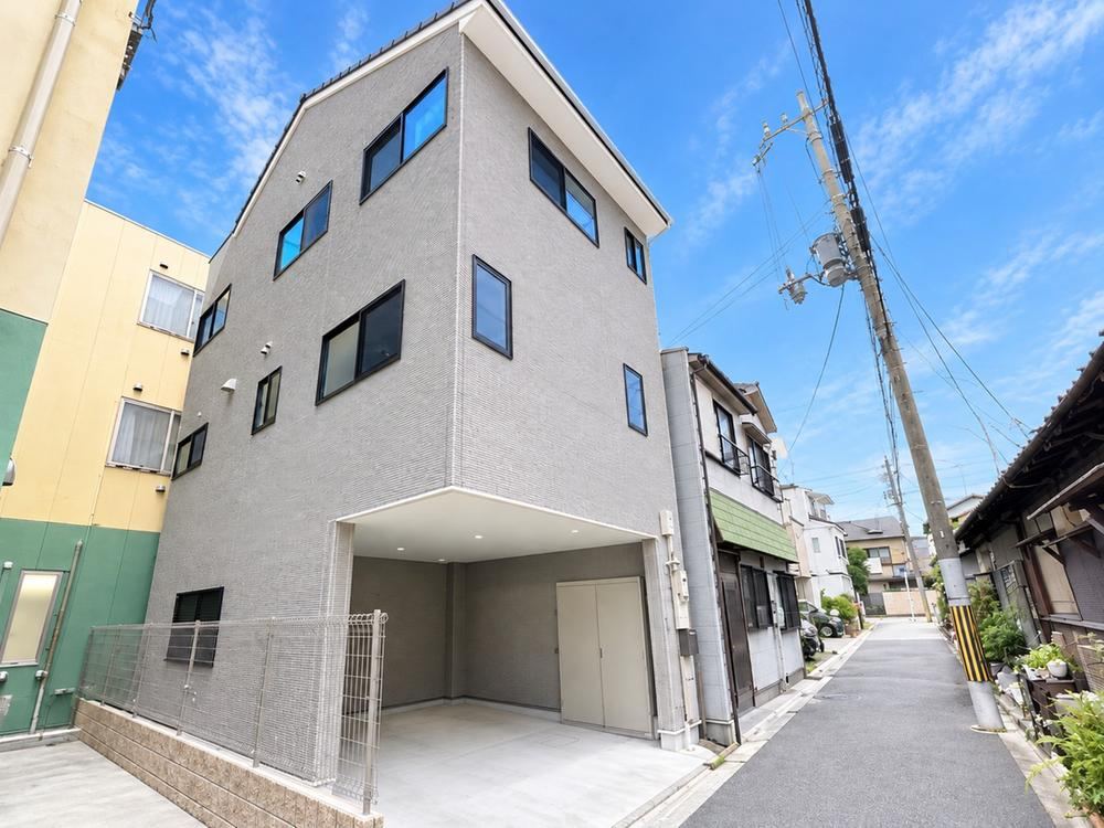 4LDK house in Asahi Ward, Osaka - Photo 1