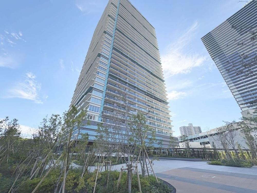 3LDK apartment in Mihama Ward, Chiba - Photo 1