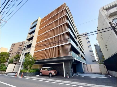 2LDK apartment in Nerima Ward, Tokyo - Photo 1