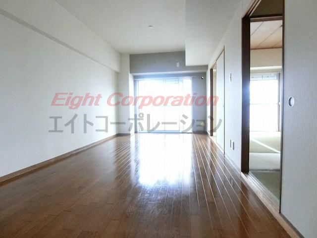 2LDK apartment in Nishi Ward, Osaka - Photo 1