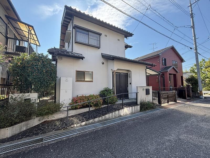 4LDK house in Saeki Ward, Hiroshima - Photo 1