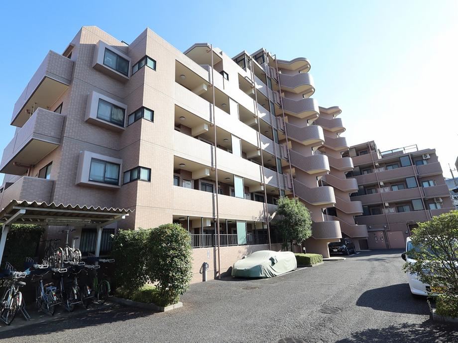2LDK+S apartment in Minami Ward, Saitama - Photo 1