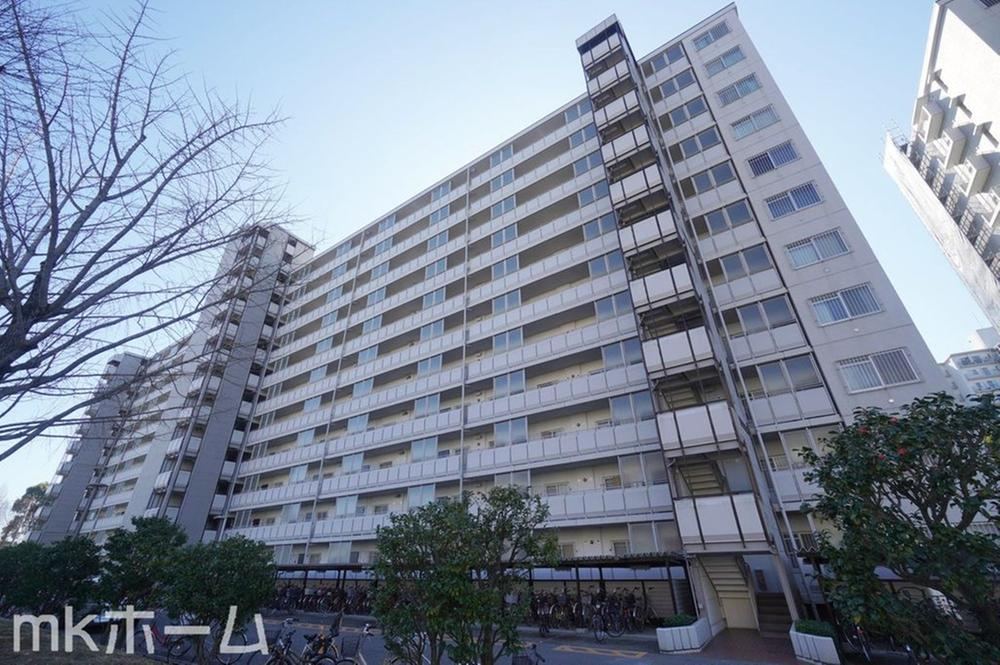 4LDK apartment in Matsudo, Chiba - Photo 1