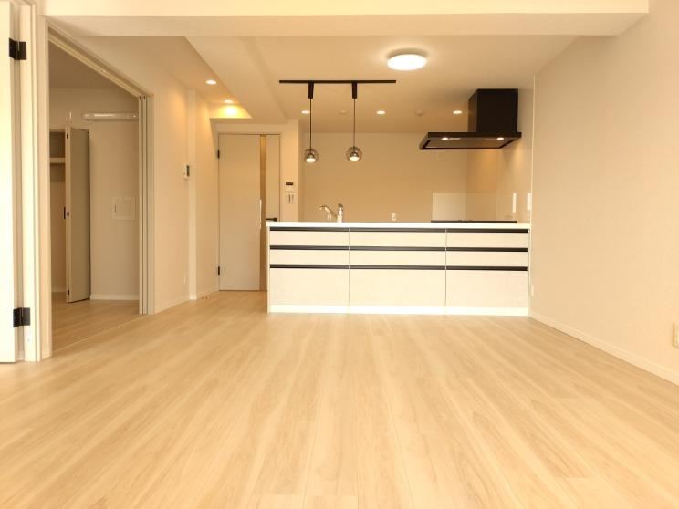 3LDK apartment in Nishinomiya, Hyogo - Photo 1