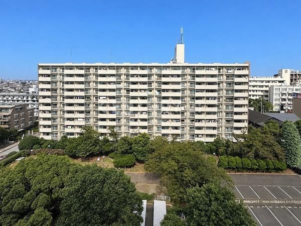 3LDK apartment in Setagaya Ward, Tokyo - Photo 1