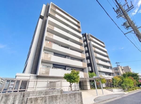 3LDK apartment in Showa Ward, Nagoya, Aichi - Photo 1