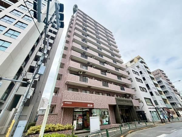 2LDK+S apartment in Meguro Ward, Tokyo - Photo 1