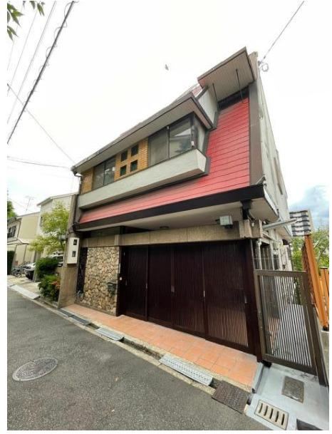 5LDK+S house in Tennoji Ward, Osaka - Photo 1