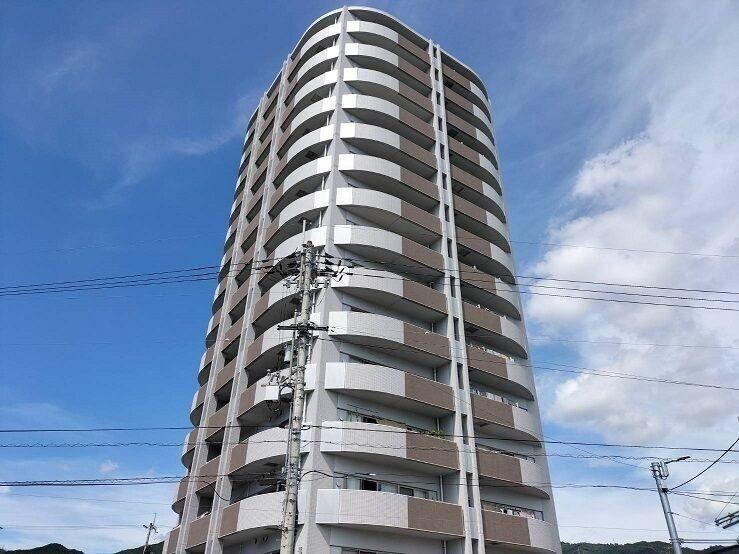 3LDK apartment in Kochi, Kochi - Photo 1